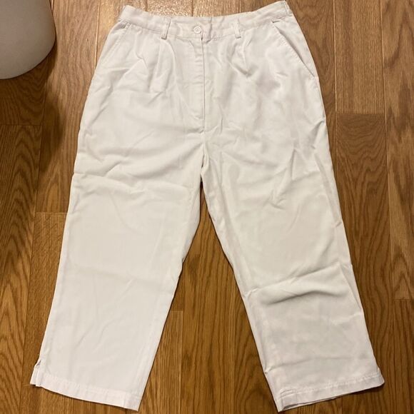 TABI Women’s  White Straight Legged Lightweight Pants Size 8) NWOT - Picture 2 of 11